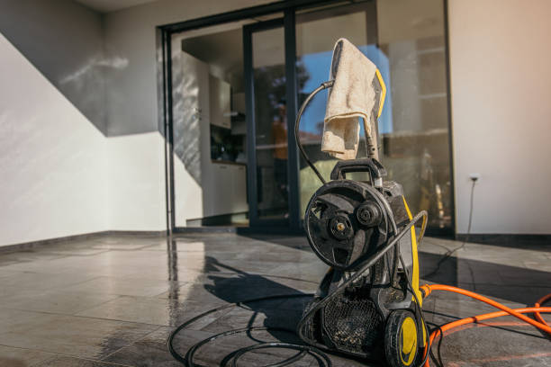 Best Warehouse Cleaning  in White City, FL